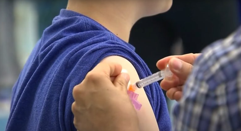 安省秋季疫苗接種計劃今起展開　高危及優先群組率先接種 - singtao.ca