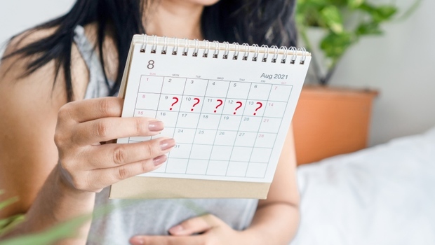 月經久久才來一次正常嗎？醫揭：一年少於8次別輕忽，背後可能是「這些問題」