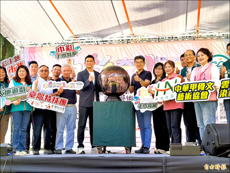 劉建國將辦巾彩耕地藝術節 張嘉郡提無人機政策