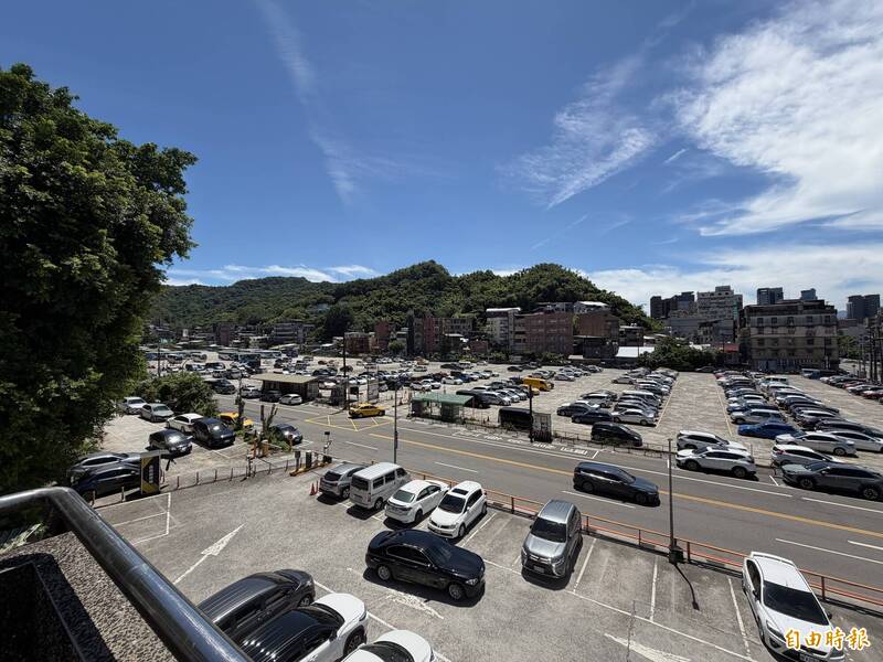 台肥與富山續簽租約 童子瑋促市府1週發六合停車場登記證