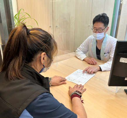 藥袋不只是包裝！北榮桃分院教你看懂13標示 降低用藥風險