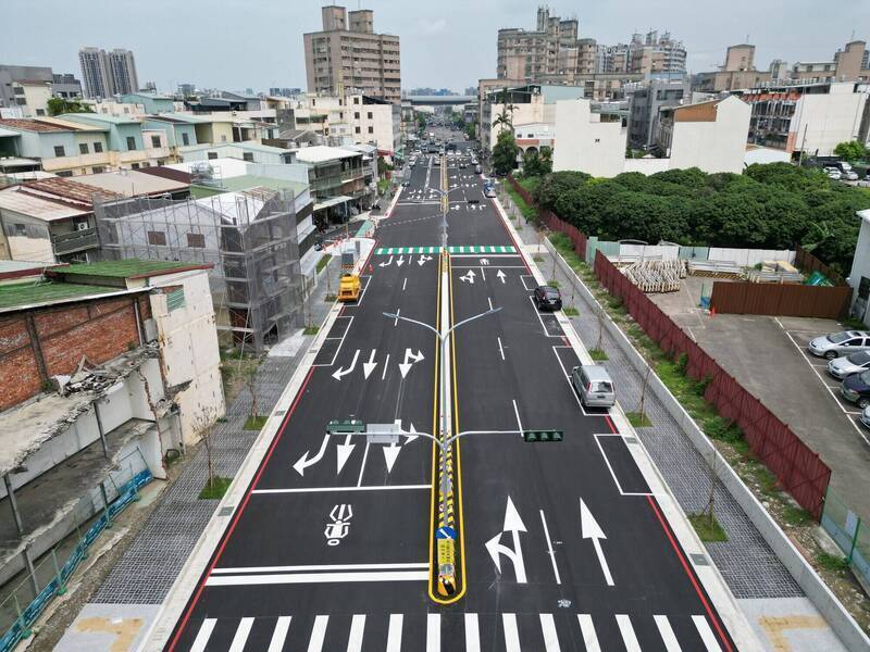 中市太平市民大道研議南延 議員促規劃公車候車亭及YouBike站點