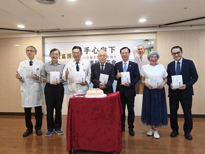 新生兒聽力篩檢推手！兒科名醫黃富源回顧行醫半世紀