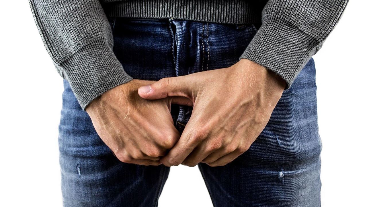 射完抖2下就睡！男一看驚「發霉了」 醫揭「最佳清槍2動作」