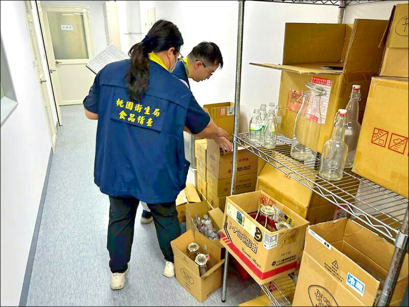 涉竄改「好菌好俊康普茶」效期 金蘭第4代鍾淳仁夫妻起訴