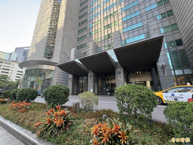 醫師父也難管教！10歲單親男童深夜在外遊蕩 社工持續輔導訪視