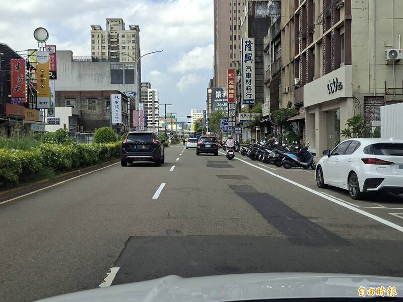 新竹市路平半夜施工、路面補丁不斷 市府：5億經費重鋪87條道路