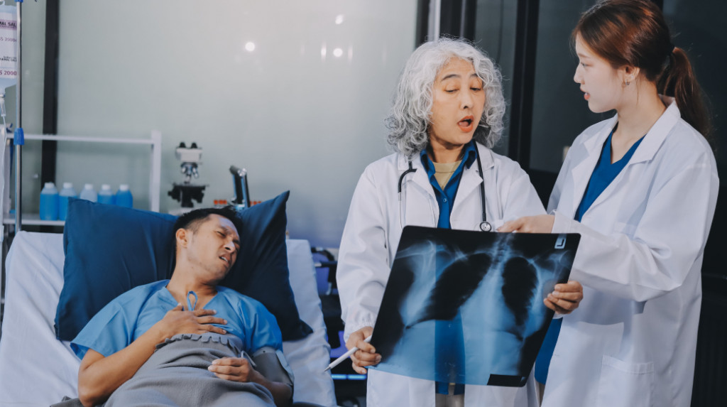 中國一起激進臨床試驗致病人死亡，全球矚目