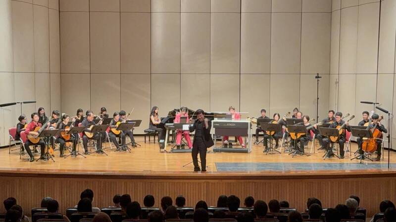黃潘培古典吉他合奏團53周年音樂會8/15新營演出  免費入場欣賞多樣樂器合奏美音