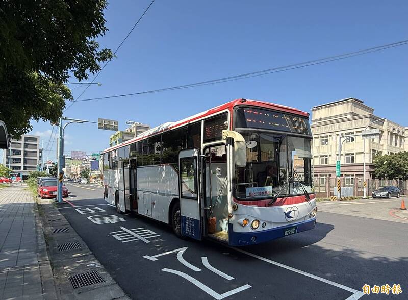 會繞路？淡水客運963直達車9/30起併正線 業者：總班次未減