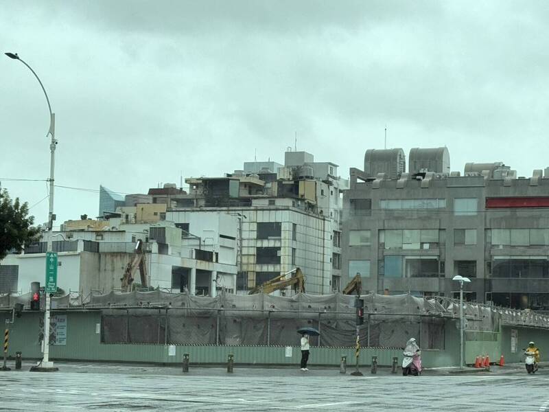 拆舊大統蓋停車場好可惜  陳其邁：卸任前會約地主談談