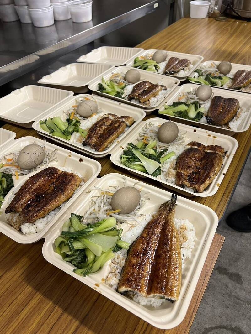 亞運》彰化活鰻搭配大橋米！台灣鰻魚飯成選手村搶手貨