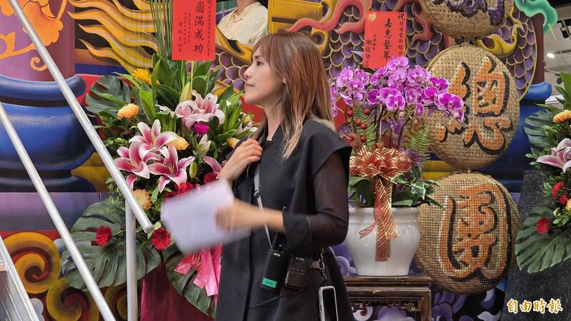 鍘美藝術節「戲外戲」！蘇先生點名明華園 要陳昭賢回答2件事