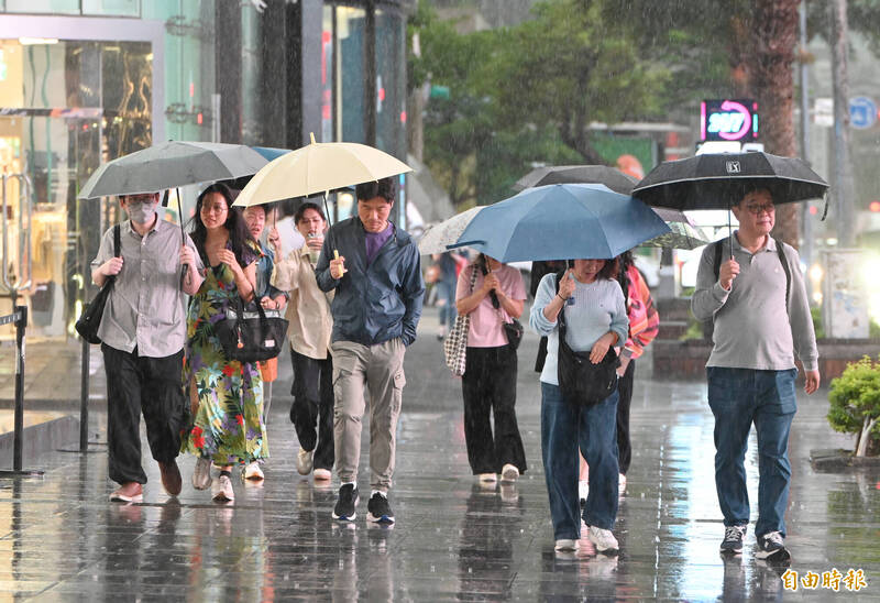 週末水氣多！下週冷空氣南下 吳德榮：平地低溫恐下探16度