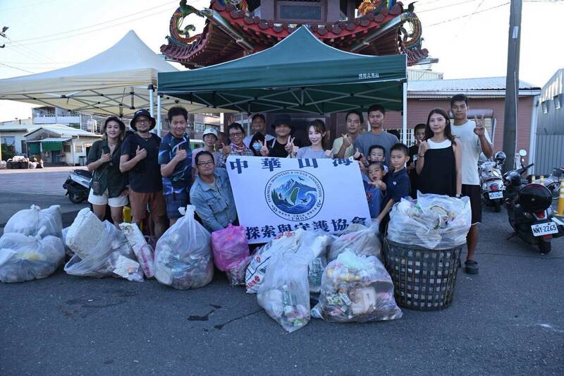 走進台南四鯤鯓漁村 環團以淨海行動守護海岸