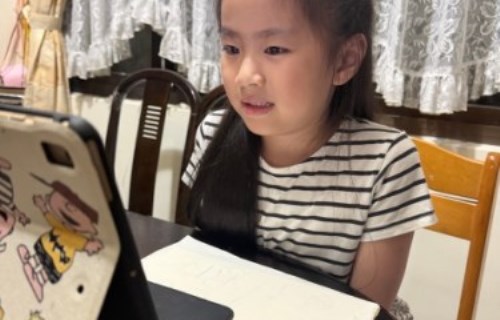 偏鄉媽媽的真心話：我為什麼讓女兒上線上英文課？3 個讓我回不去的理由