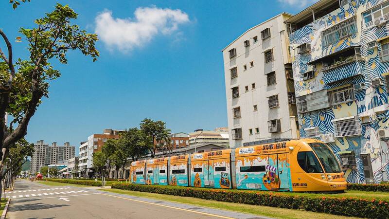 80攤車加11樂團   城市嶼浪「牽絲市集」10月3日起高雄駁二登場