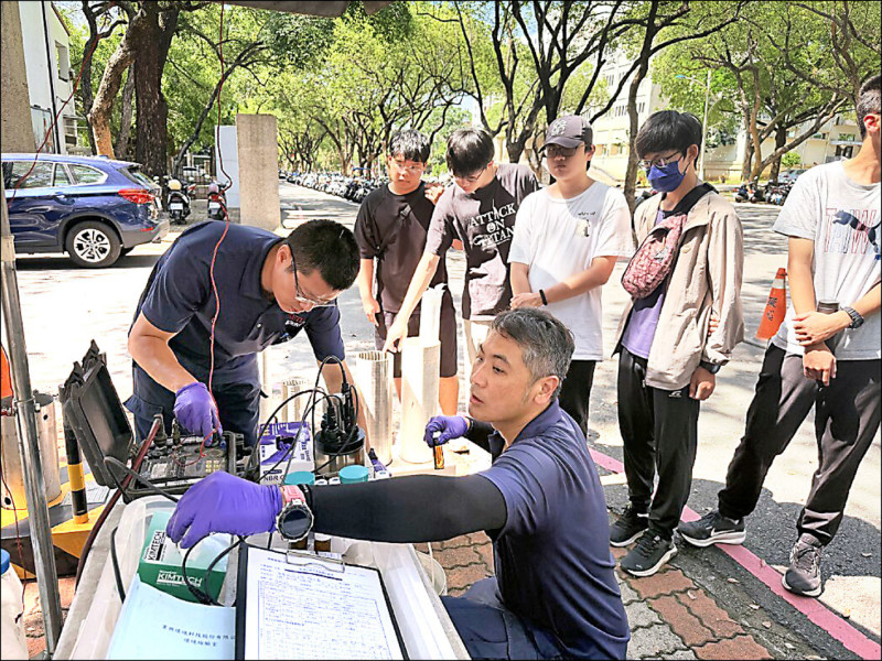 學界歡迎業師 薪資成關鍵