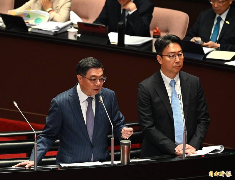 敬老卡搭高鐵快了！  交通部長陳世凱揭「不會晚於1年」