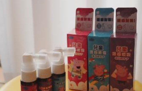 寶寶長牙後怎麼保養？卡蘿琳兒童護齒噴霧評價與使用心得