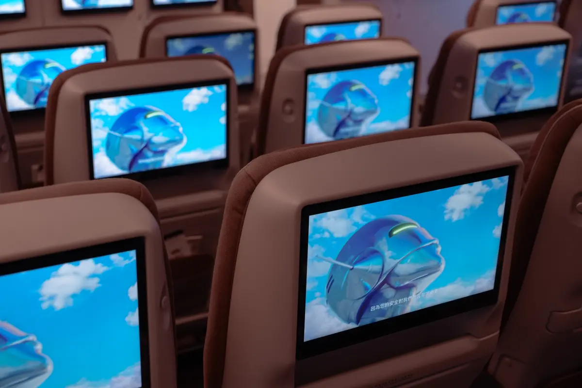星宇航空推空山基機上備品！10／1正式亮相