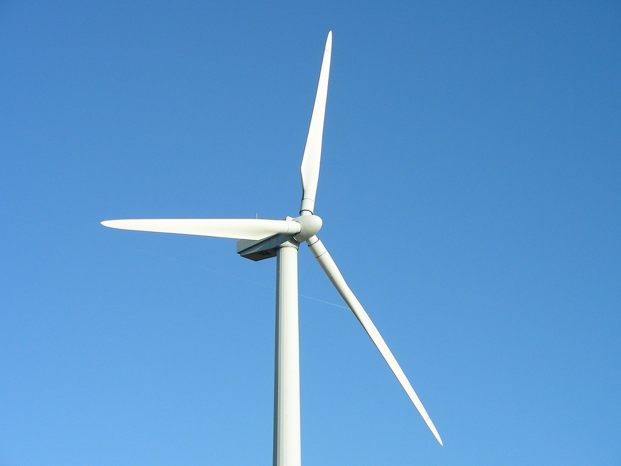 中鋼回不去了？轉投資風電巨虧64億，又接賣電新挑戰 - ESG遠見