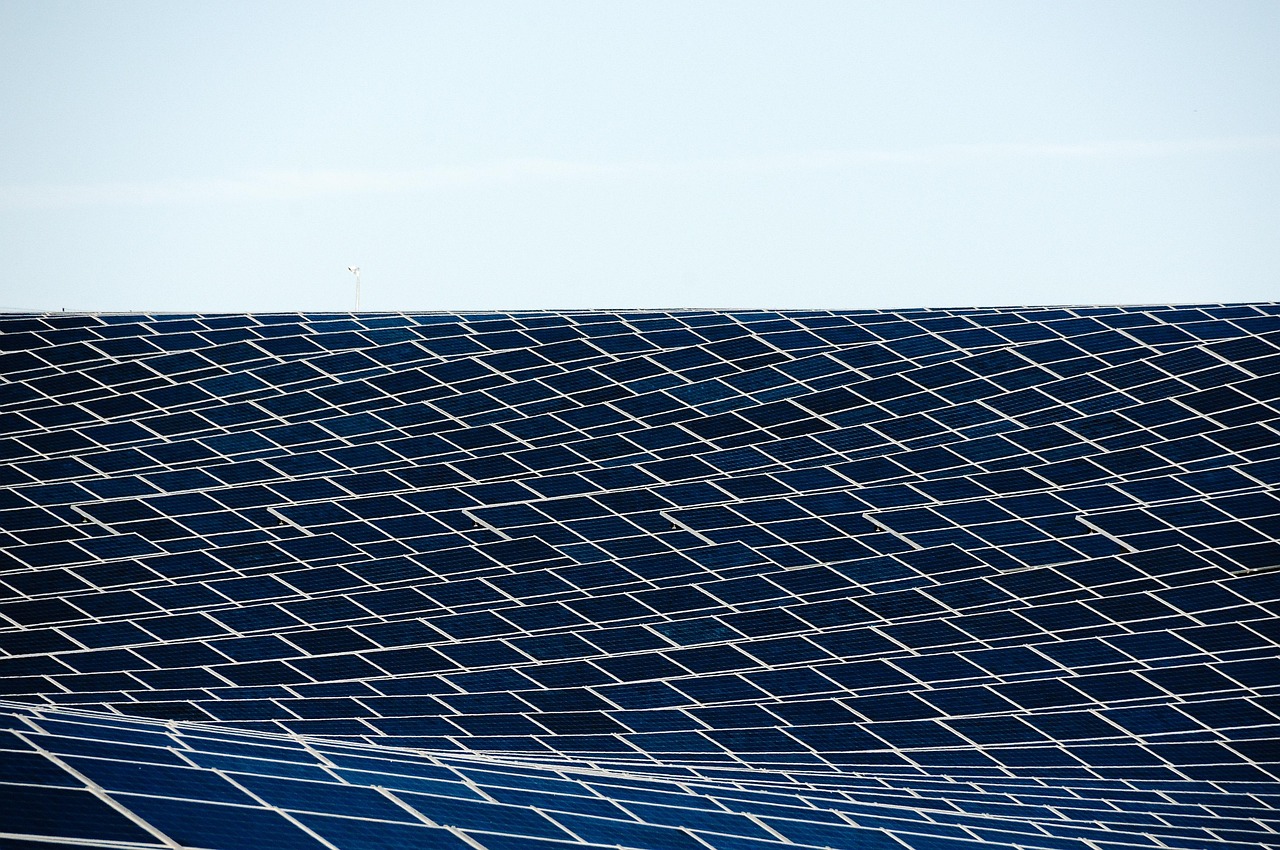 在沙漠蓋太陽能發電廠？研究：可能會使地球更熱 - 今周刊