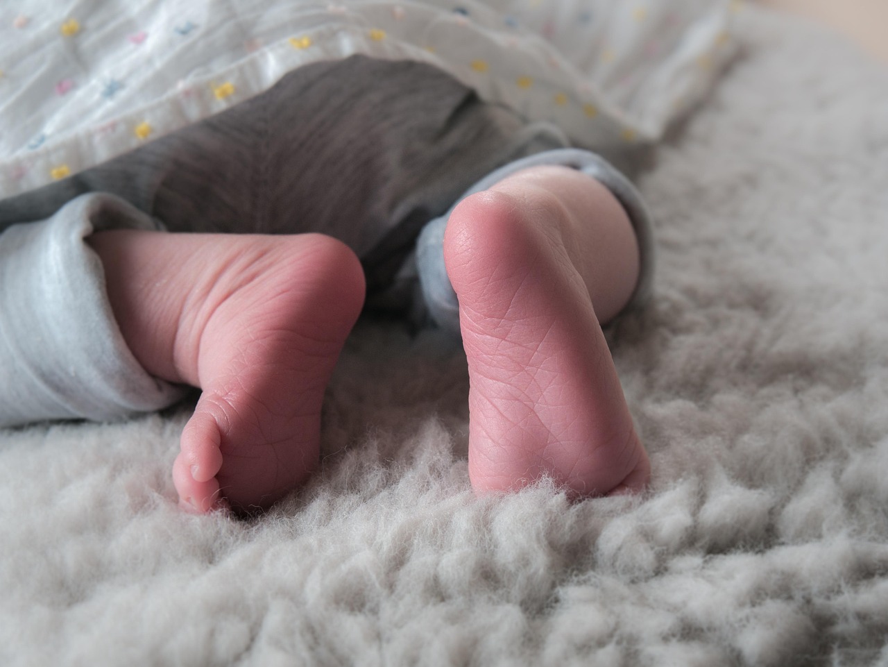 嬰幼兒健康| 發燒熱痙攣可大可小？4大徵狀及早識別小兒難治性腦癇症| 健康百科, 幼兒急救 - Oh!爸媽