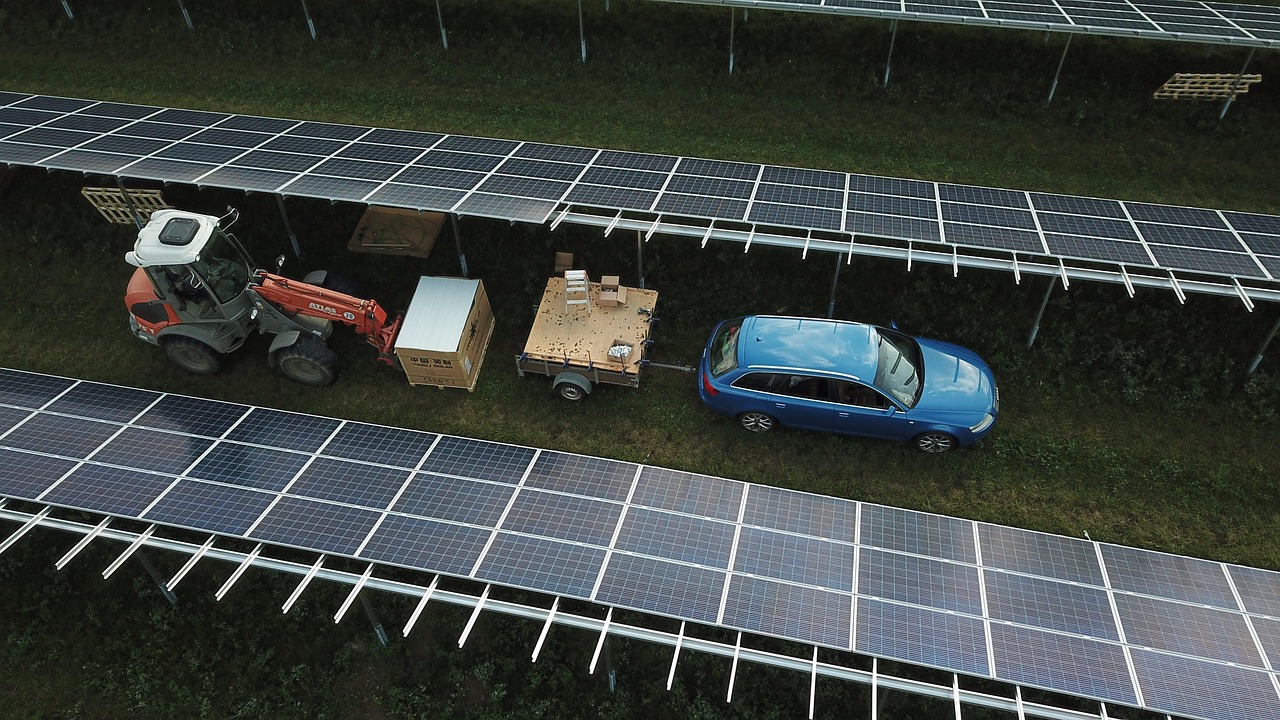 澳洲批發電價大跌47%！被再生能源、電池儲能取代 天然氣發電減少1/3 - 倡議家