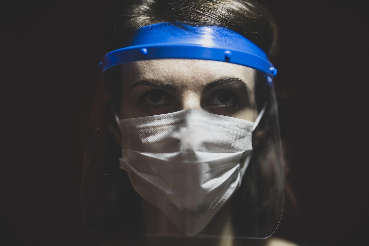 感冒後別大意！28歲男腳腫穿不下鞋醫：腎臟壞掉了- 健康 - 中時新聞網